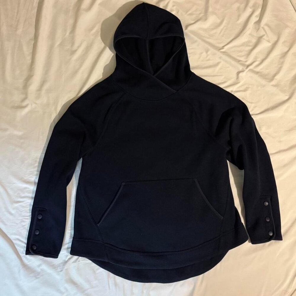 Champion Women’s XL Navy Fleece Hoodie with Button cuffs